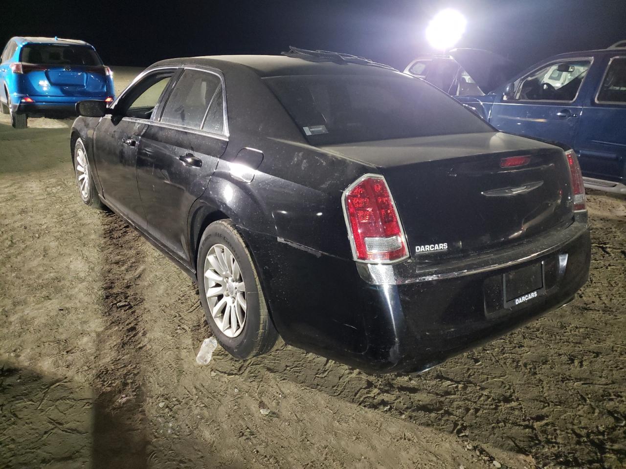 Photo 3 from auction – 2013 CHRYSLER 300 with VIN 2C3CCAAG8DH572476