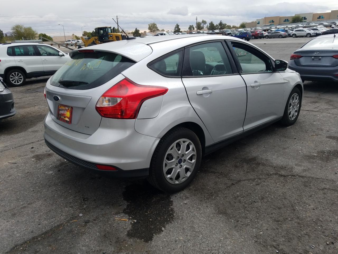 Photo 4 from auction – 2012 FORD FOCUS SE with VIN 1FAHP3K29CL460569