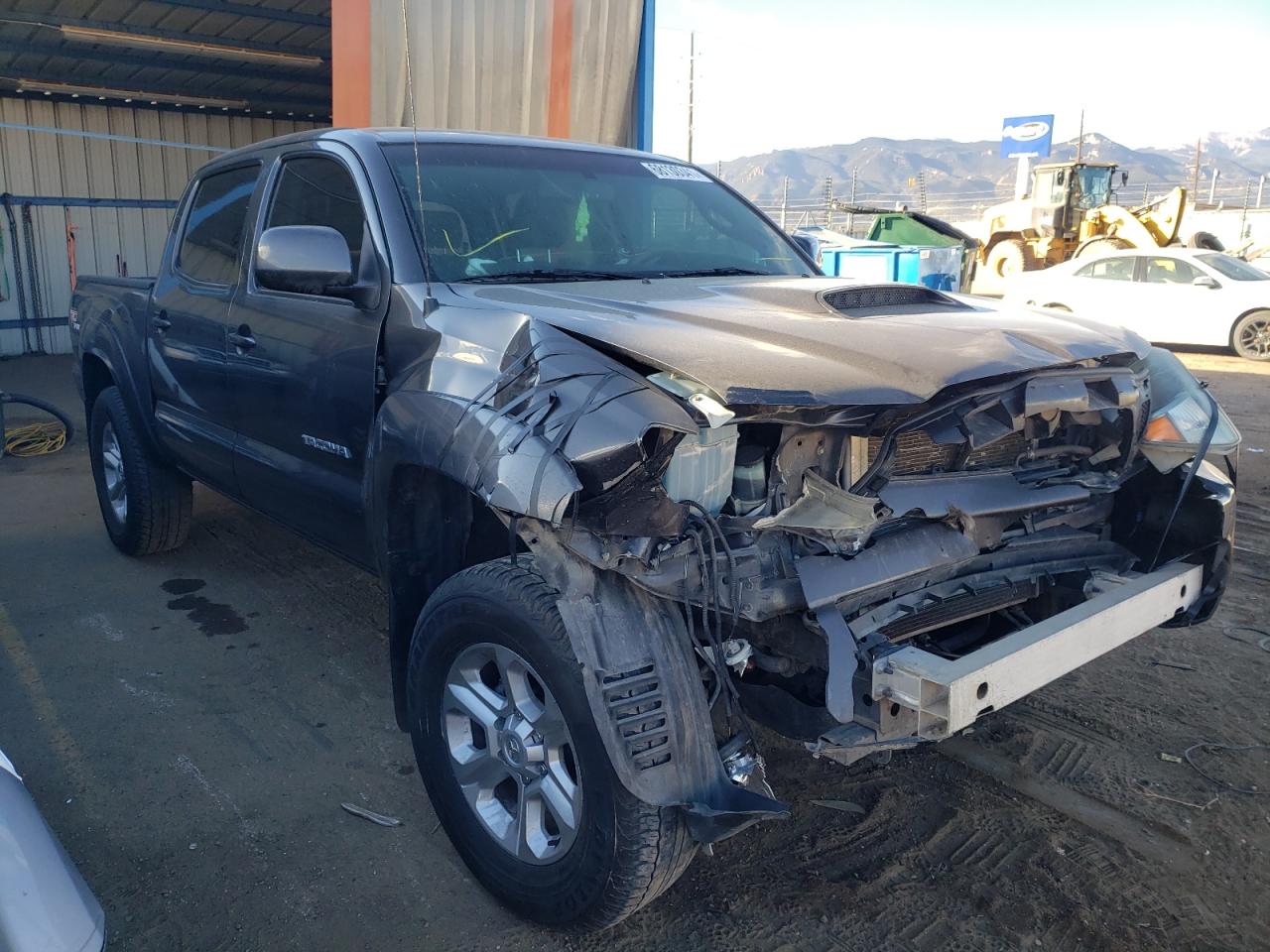 TOYOTA TACOMA DOU 2011 with VIN 3TMLU4EN3BM059539 - Photo from auction