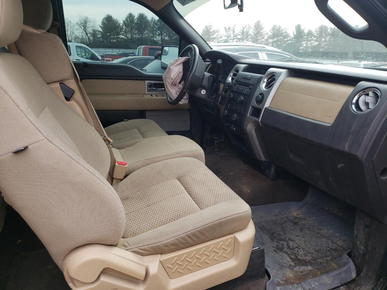 Photo 5 from auction – 2011 FORD F150 SUPER with VIN 1FTFX1EF7BFA10498