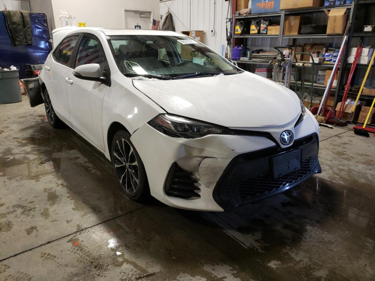 TOYOTA COROLLA L 2018 with VIN 2T1BURHE1JC972165 - Photo from auction