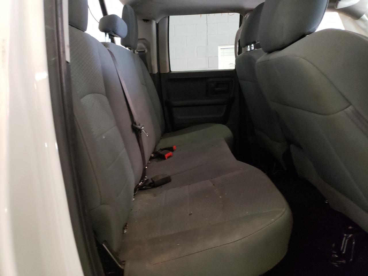 Photo 6 from auction – 2019 RAM 1500 CLASS with VIN 1C6RR7FG0KS612630