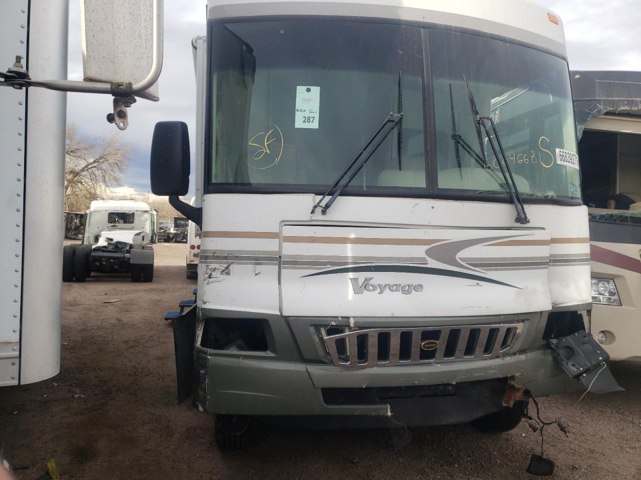 WORKHORSE CUSTOM CHASSIS MOTORHOME 2005 with VIN 5B4MPA7G953398830 - Photo from auction