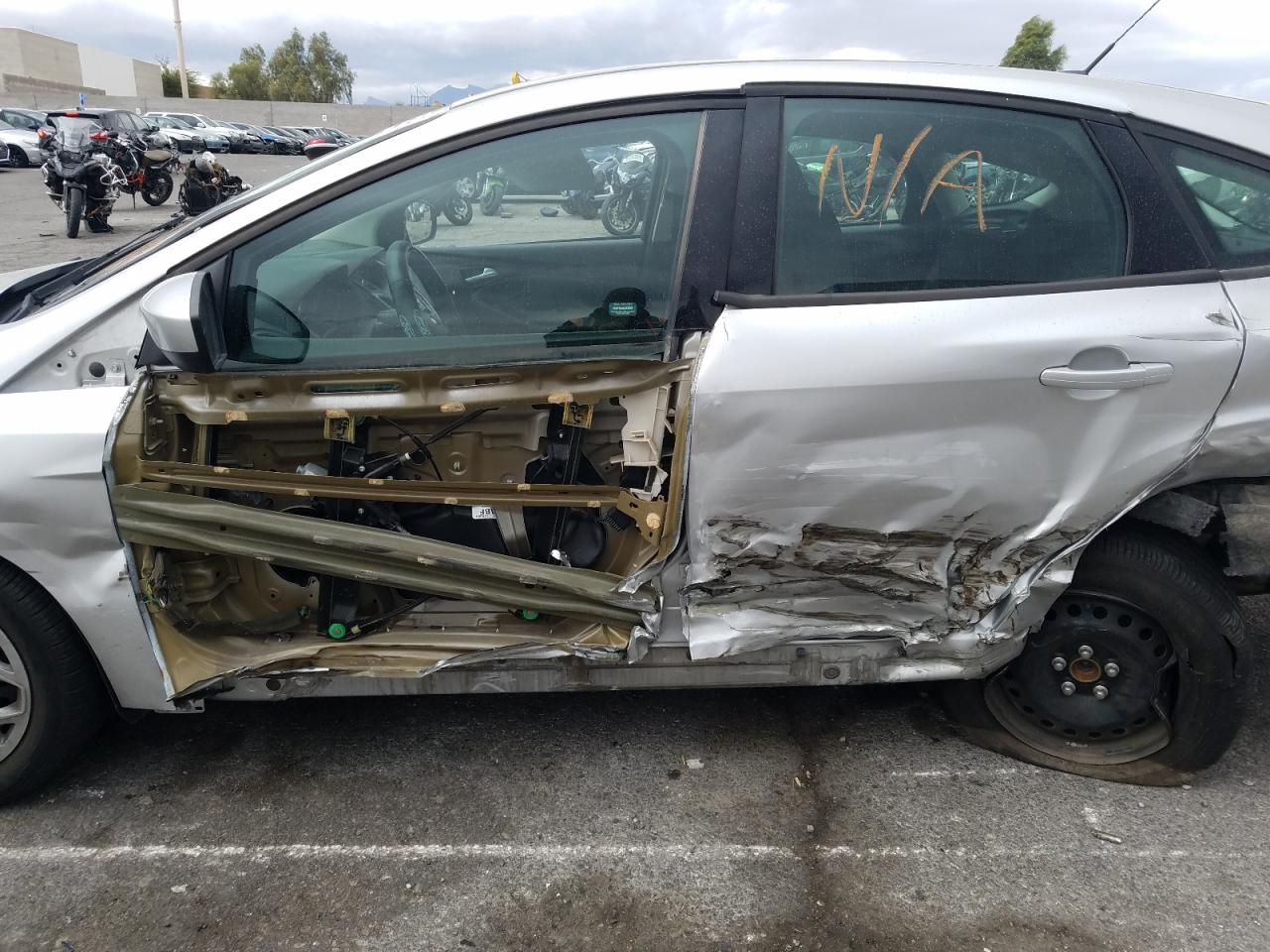 Фото 10 с аукциона – 2012 FORD FOCUS SE с VIN 1FAHP3K29CL460569