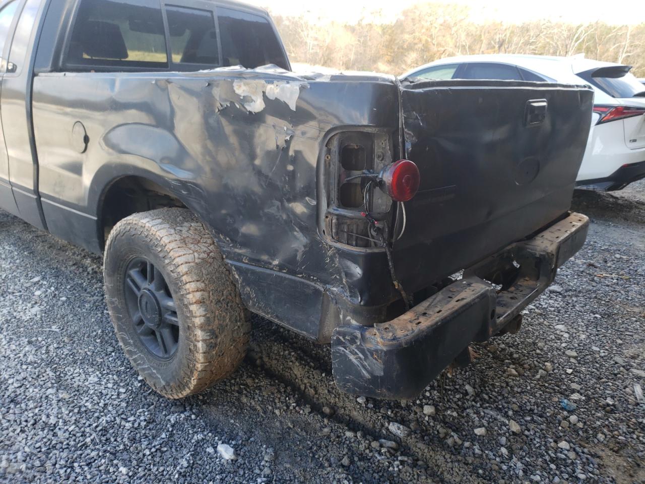 Photo 9 from auction – 2004 FORD F150 with VIN 1FTRF12W14NC12167