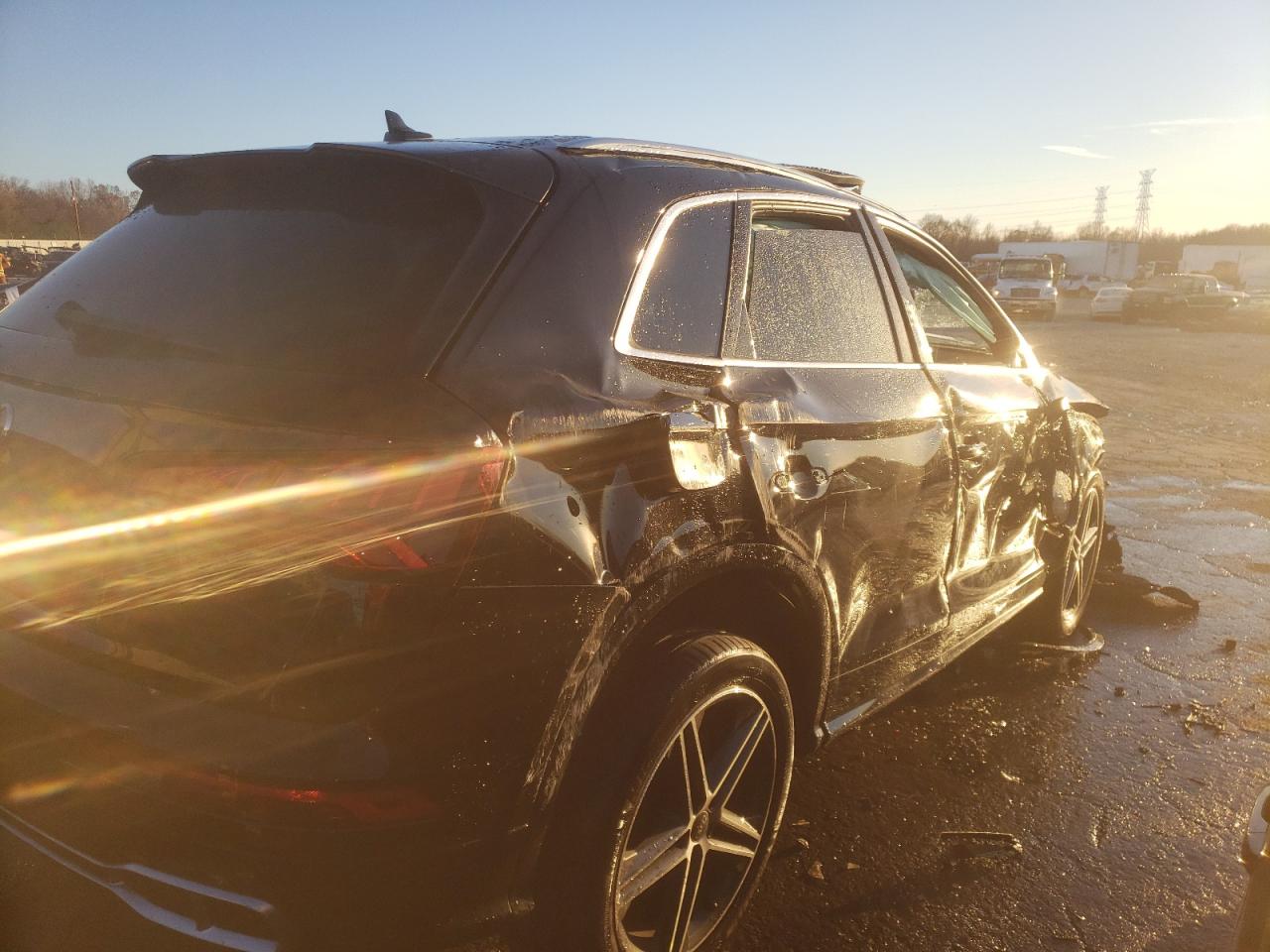 Photo 4 from auction – 2020 AUDI SQ5 PREMIU with VIN WA1B4AFY7L2124432