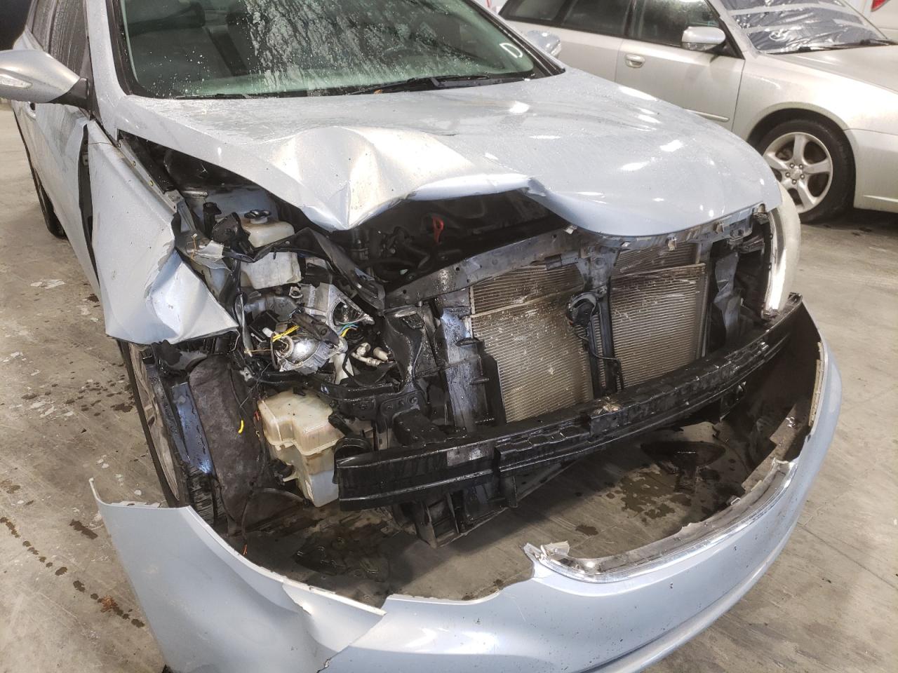 Photo 9 from auction – 2011 HYUNDAI SONATA SE with VIN 5NPEC4AC8BH259256