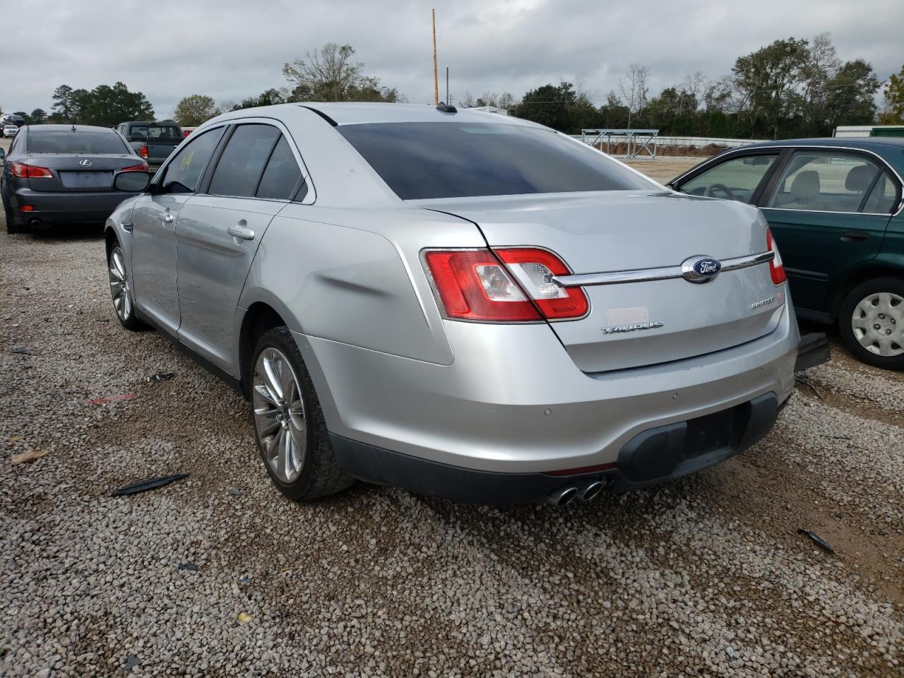 Photo 3 from auction – 2010 FORD TAURUS LIM with VIN 1FAHP2FW0AG142997