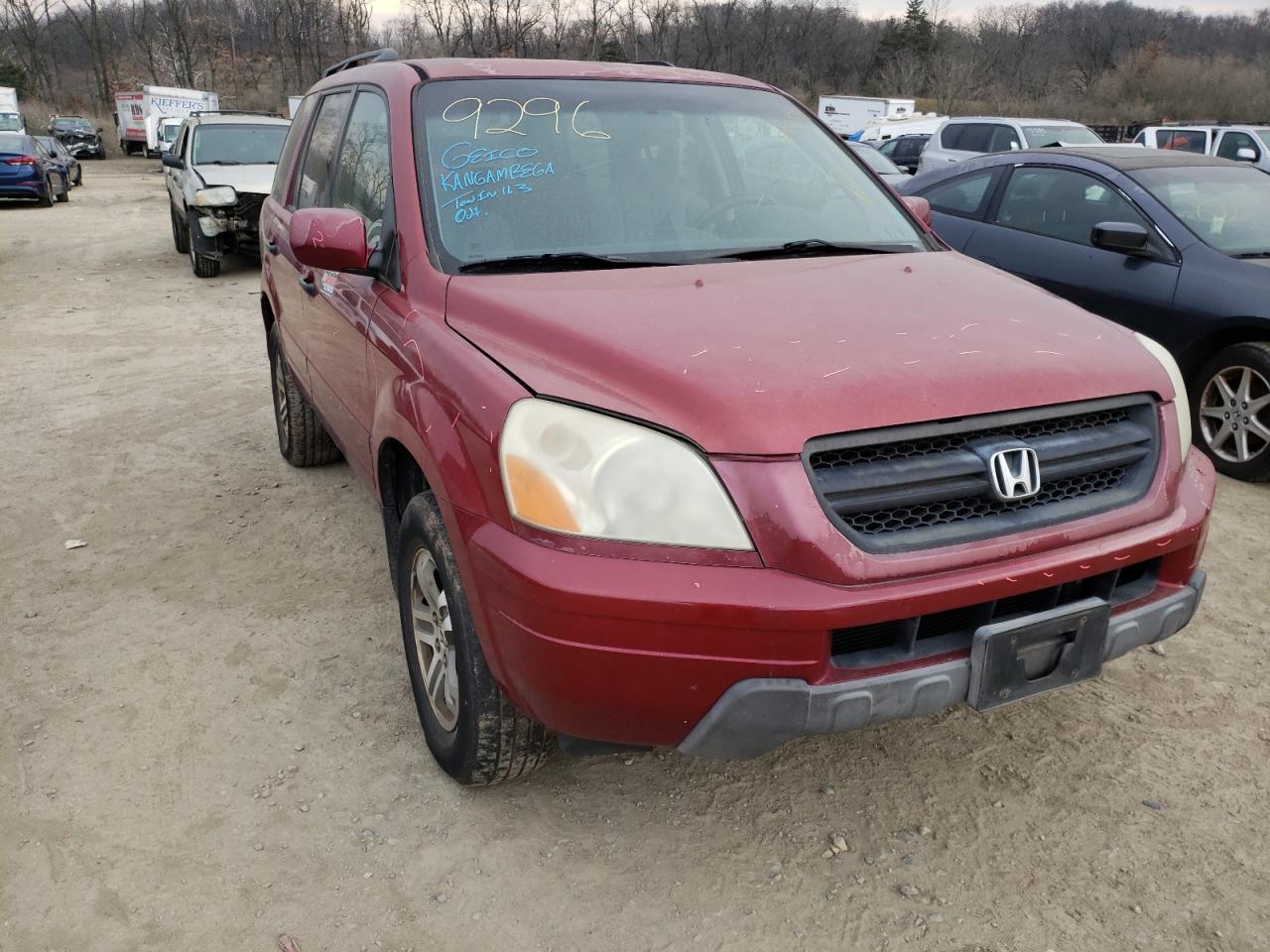 HONDA PILOT EX 2003 with VIN 2HKYF18413H502134 - Photo from auction