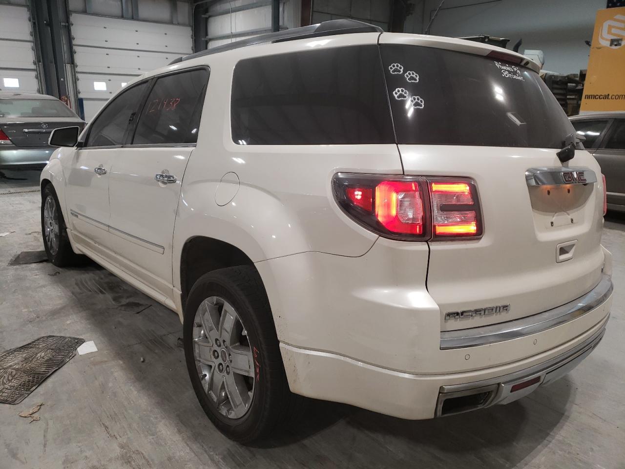 Photo 3 from auction – 2015 GMC ACADIA DEN with VIN 1GKKVTKD4FJ274210