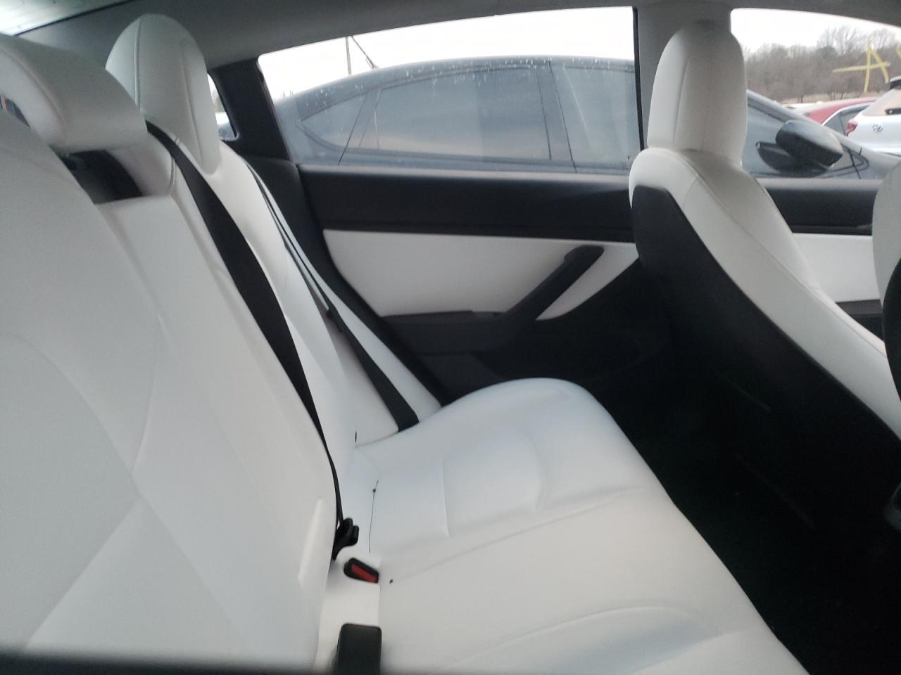 Photo 6 from auction – 2019 TESLA MODEL 3 with VIN 5YJ3E1EB3KF477508
