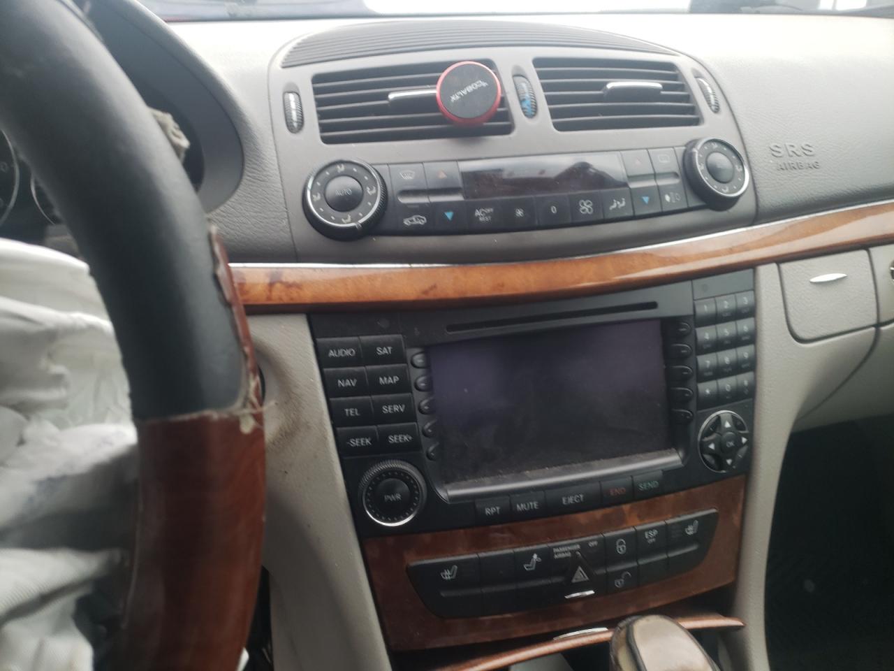 Photo 9 from auction – 2004 MERCEDES-BENZ E-CLASS with VIN WDBUF82JX4X126575