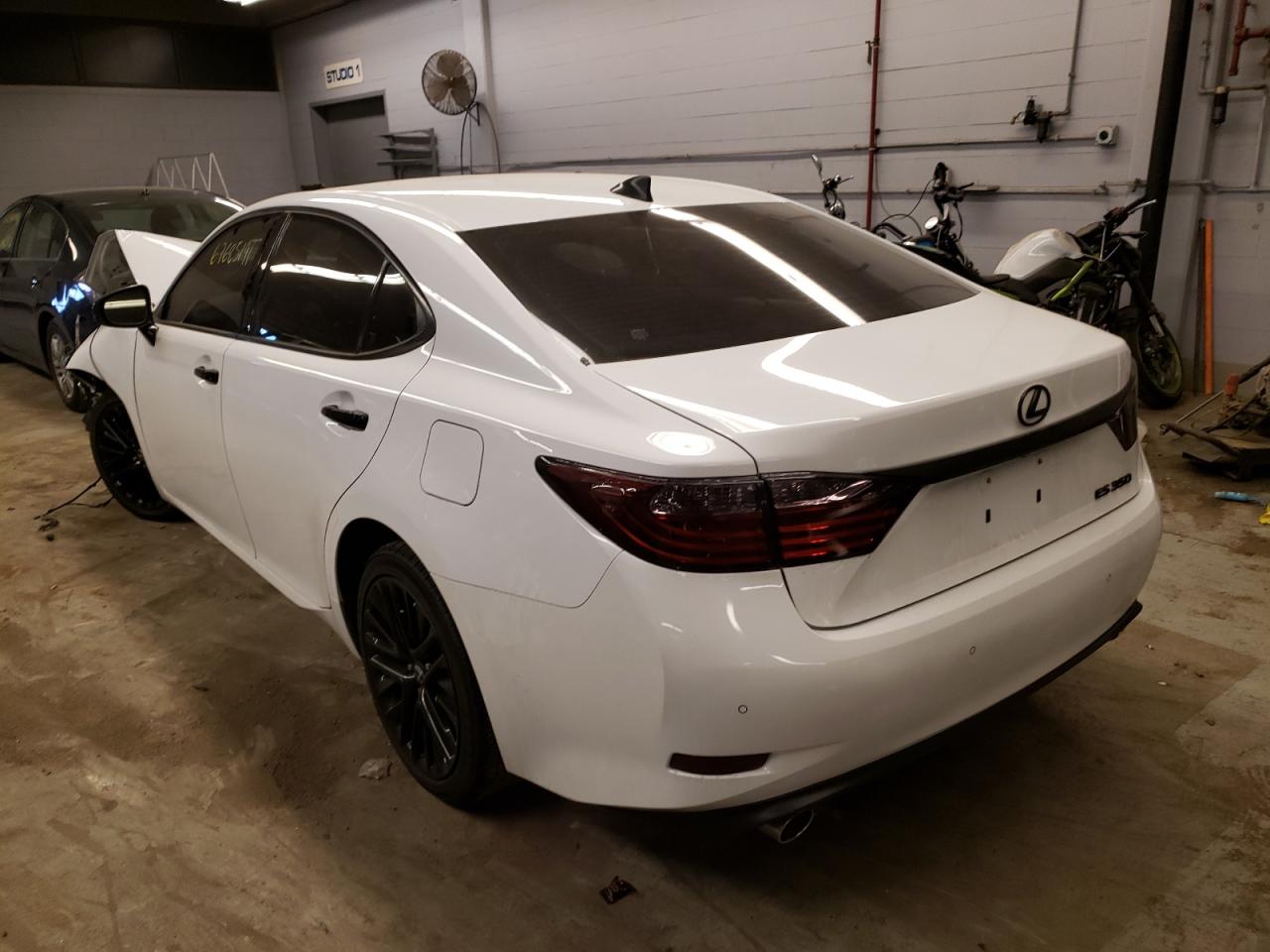 Photo 3 from auction – 2015 LEXUS ES 350 with VIN JTHBK1GG5F2177893