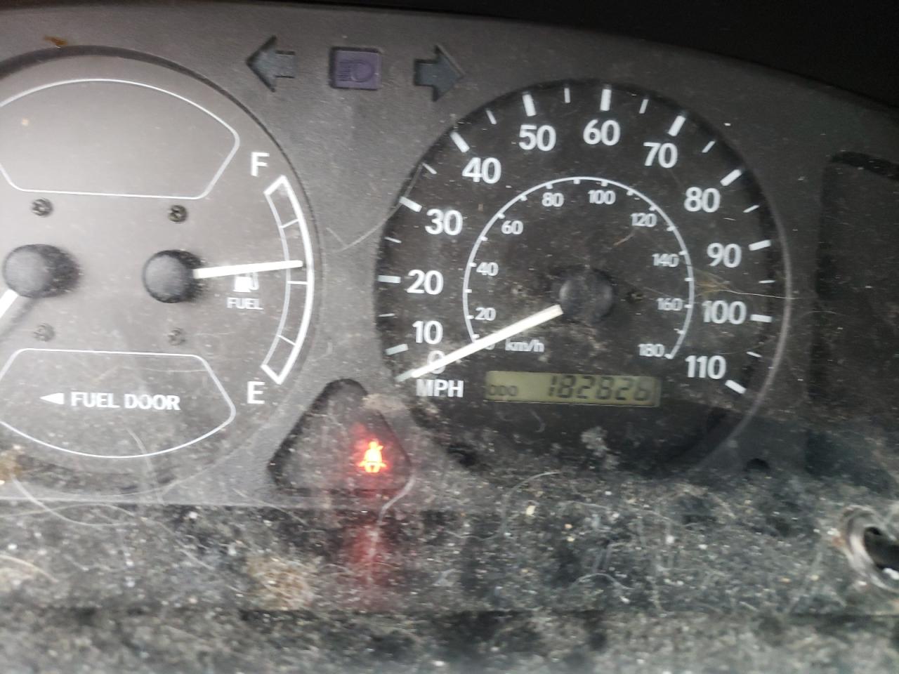 Photo 8 from auction – 2000 TOYOTA COROLLA VE with VIN 1NXBR12E9YZ411734