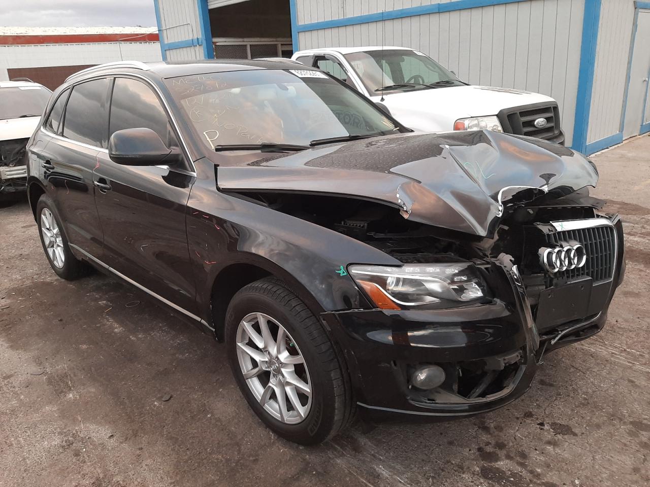AUDI Q5 PREMIUM 2012 with VIN WA1LFAFP3CA135794 - Photo from auction