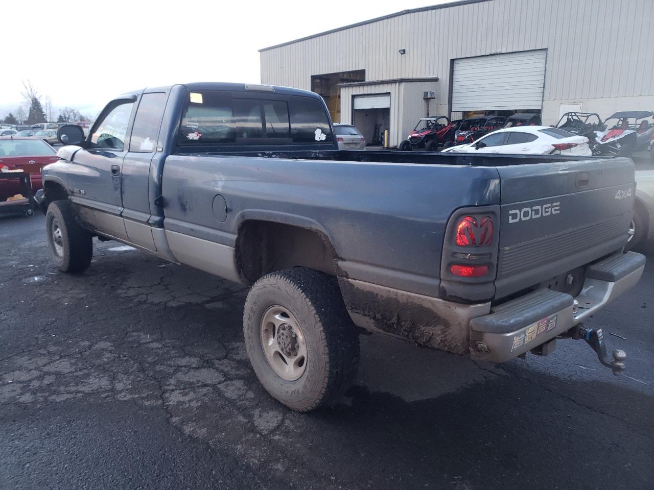 Photo 3 from auction – 2001 DODGE RAM 2500 with VIN 1B7KF23W01J225114