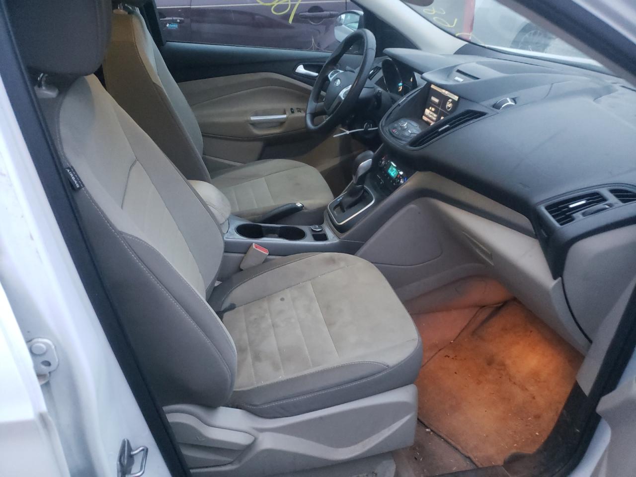 Photo 5 from auction – 2013 FORD ESCAPE SE with VIN 1FMCU0G98DUC83246