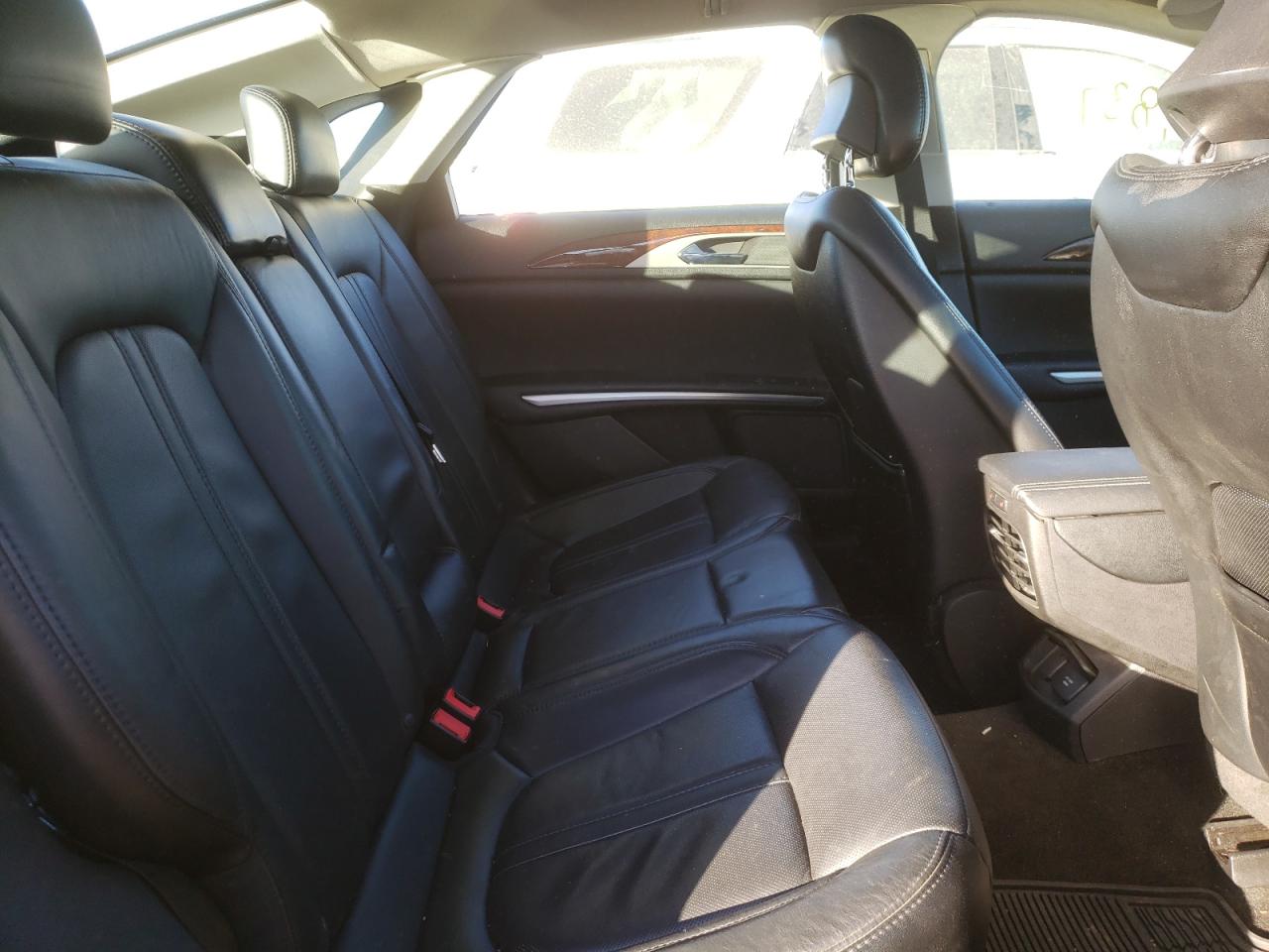 Photo 6 from auction – 2015 LINCOLN MKZ with VIN 3LN6L2J96FR629261