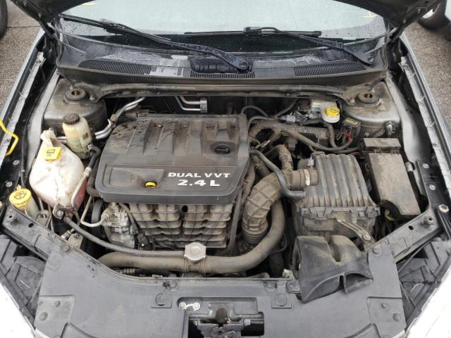 Photo 7 from auction – 2013 CHRYSLER 200 TOURIN with VIN 1C3CCBBB2DN584784