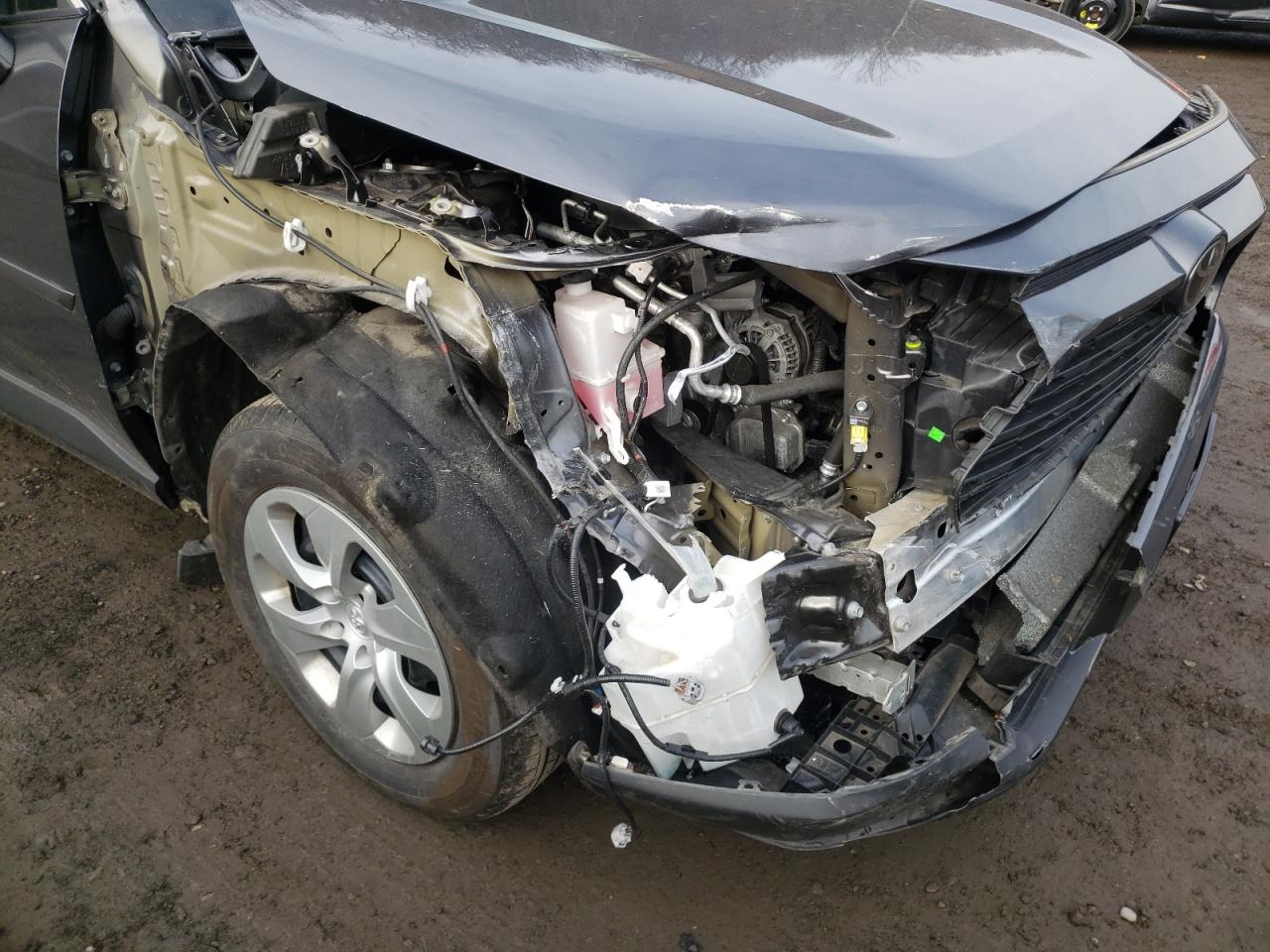 Photo 9 from auction – 2019 TOYOTA RAV4 LE with VIN 2T3G1RFV5KC007965