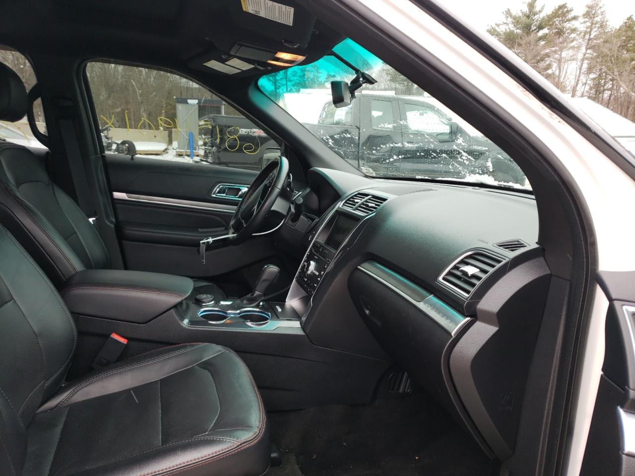 Photo 5 from auction – 2016 FORD EXPLORER S with VIN 1FM5K8GT7GGC00692