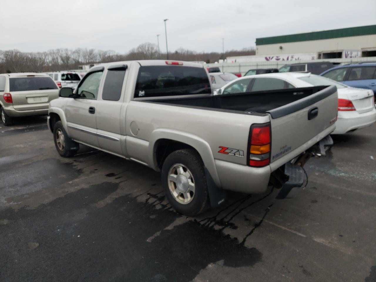 Photo 10 from auction – 2005 GMC NEW SIERRA with VIN 1GTEK19B15E155726