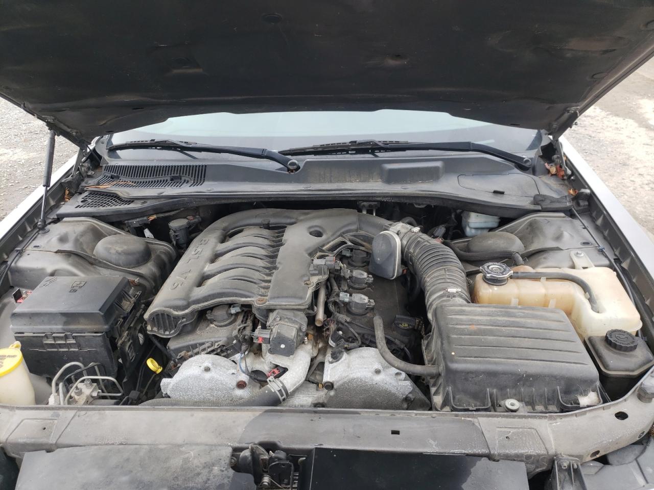 Photo 7 from auction – 2010 CHRYSLER 300 TOURIN with VIN 2C3CA5CV3AH216022