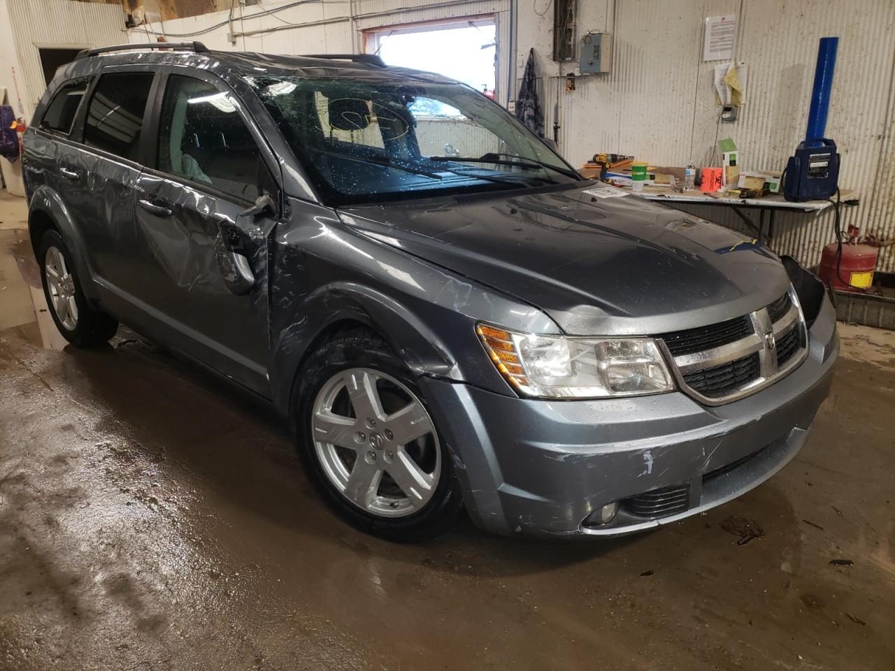 DODGE JOURNEY SX 2010 with VIN 3D4PH5FV0AT125689 - Photo from auction
