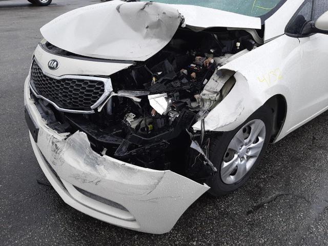 Photo 9 from auction – 2015 KIA FORTE LX with VIN KNAFK4A66F5399942