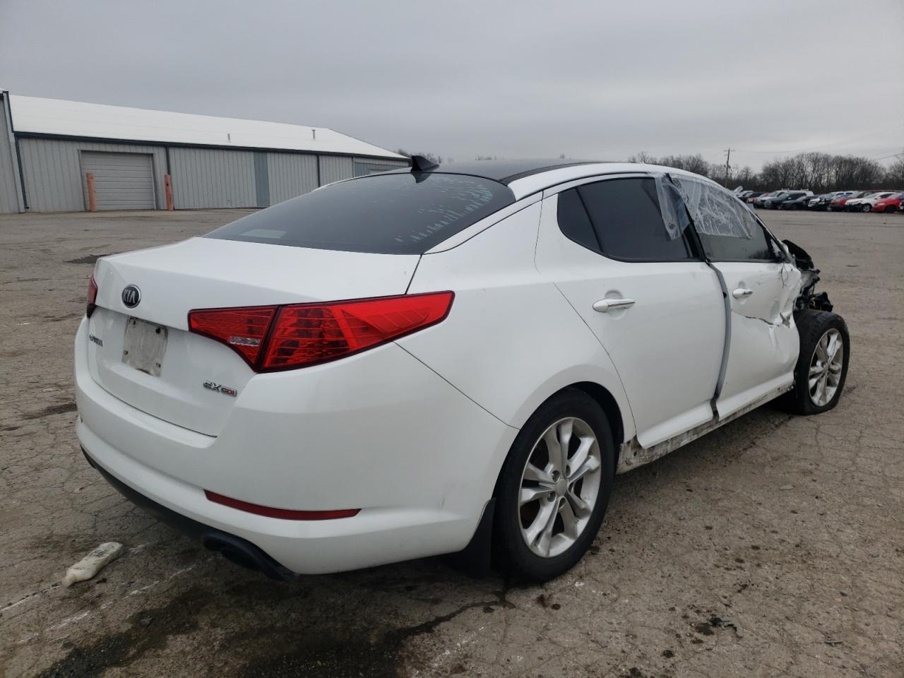 Photo 4 from auction – 2013 KIA OPTIMA EX with VIN 5XXGN4A77DG223028