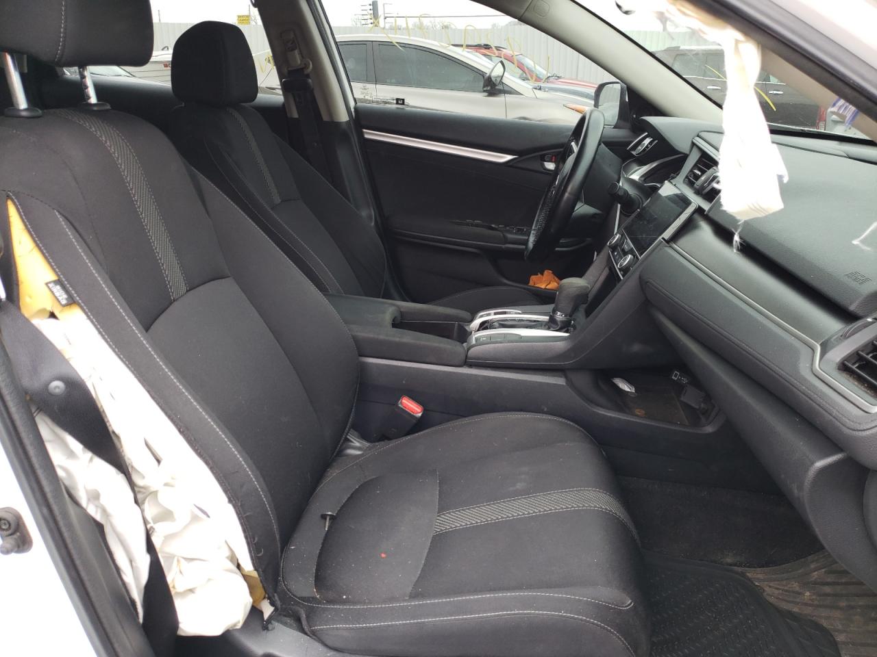 Photo 5 from auction – 2018 HONDA CIVIC EX with VIN 2HGFC2F72JH509698