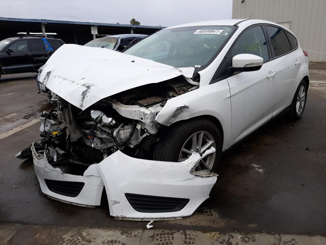 Photo 2 from auction – 2017 FORD FOCUS SE with VIN 1FADP3K27HL296213