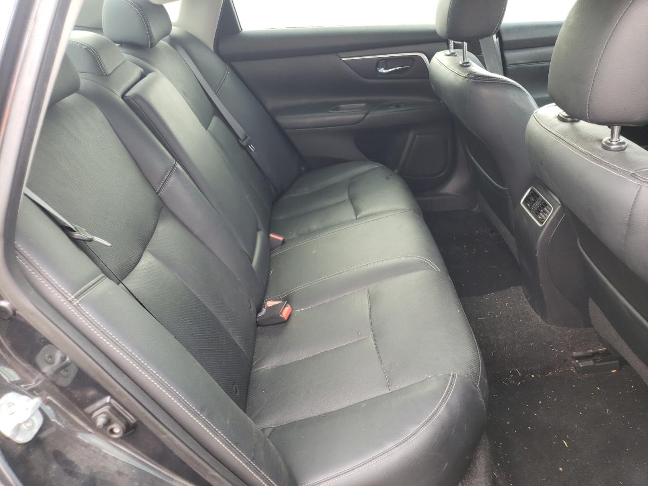 Photo 6 from auction – 2016 NISSAN ALTIMA 2.5 with VIN 1N4AL3AP7GC188409