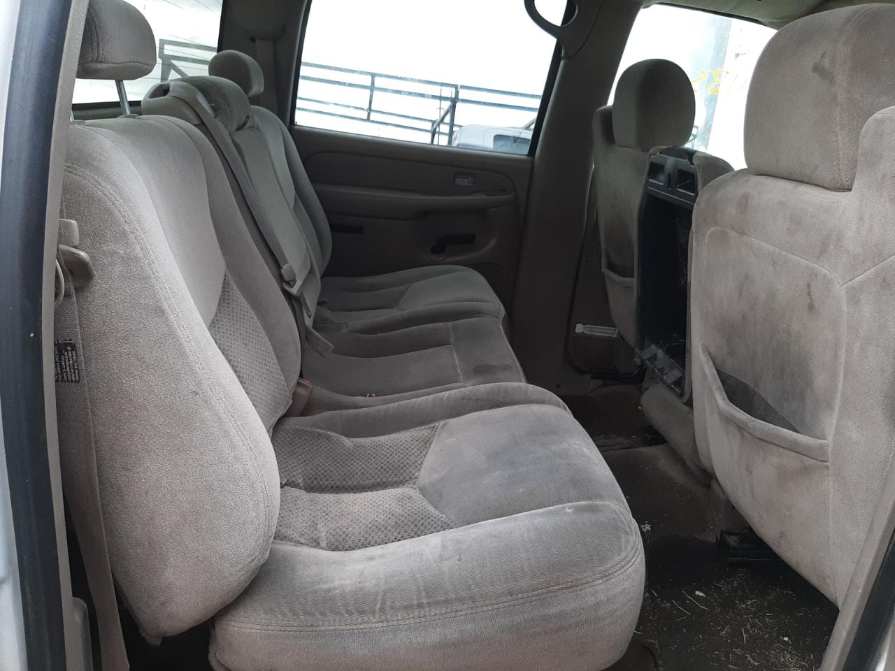 Photo 6 from auction – 2005 CHEVROLET SILVERADO with VIN 1GCHC23U25F835364