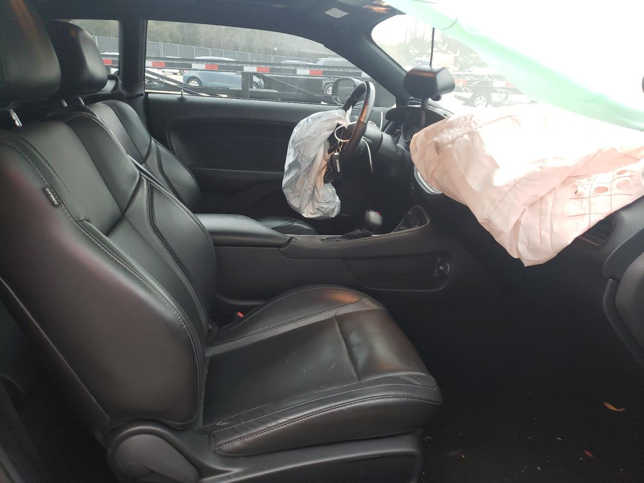 Photo 5 from auction – 2019 DODGE CHALLENGER with VIN 2C3CDZAG6KH665845