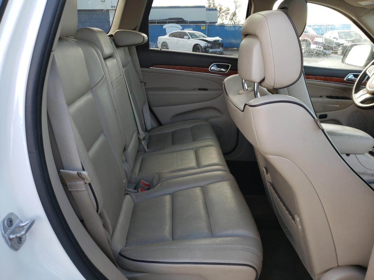 Photo 6 from auction – 2011 JEEP GRAND CHER with VIN 1J4RR6GT5BC606695