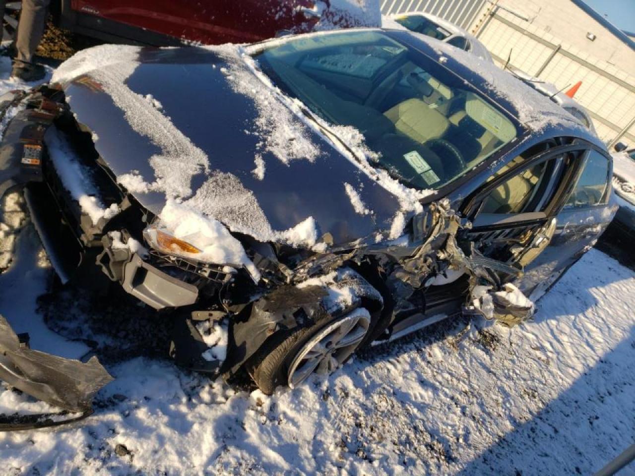 Photo 2 from auction – 2014 FORD FOCUS SE with VIN 1FADP3F23EL424548