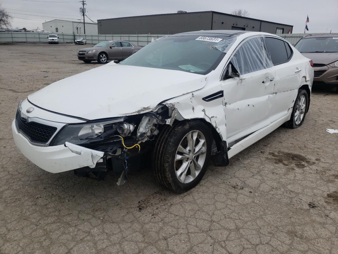 Photo 9 from auction – 2013 KIA OPTIMA EX with VIN 5XXGN4A77DG223028