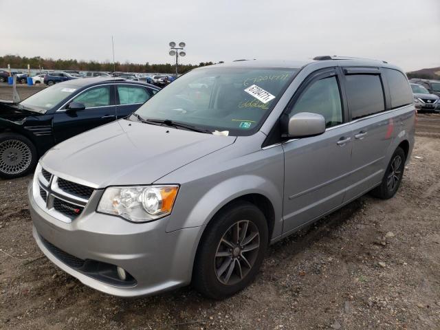 صورة رقم 2 من المزاد - 2017 DODGE GRAND CARA مع VIN 2C4RDGCG6HR666262