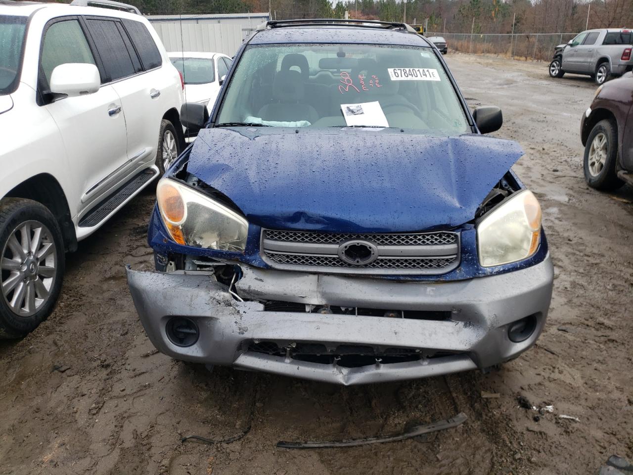 Photo 10 from auction – 2004 TOYOTA RAV4 with VIN JTEHD20V646004129
