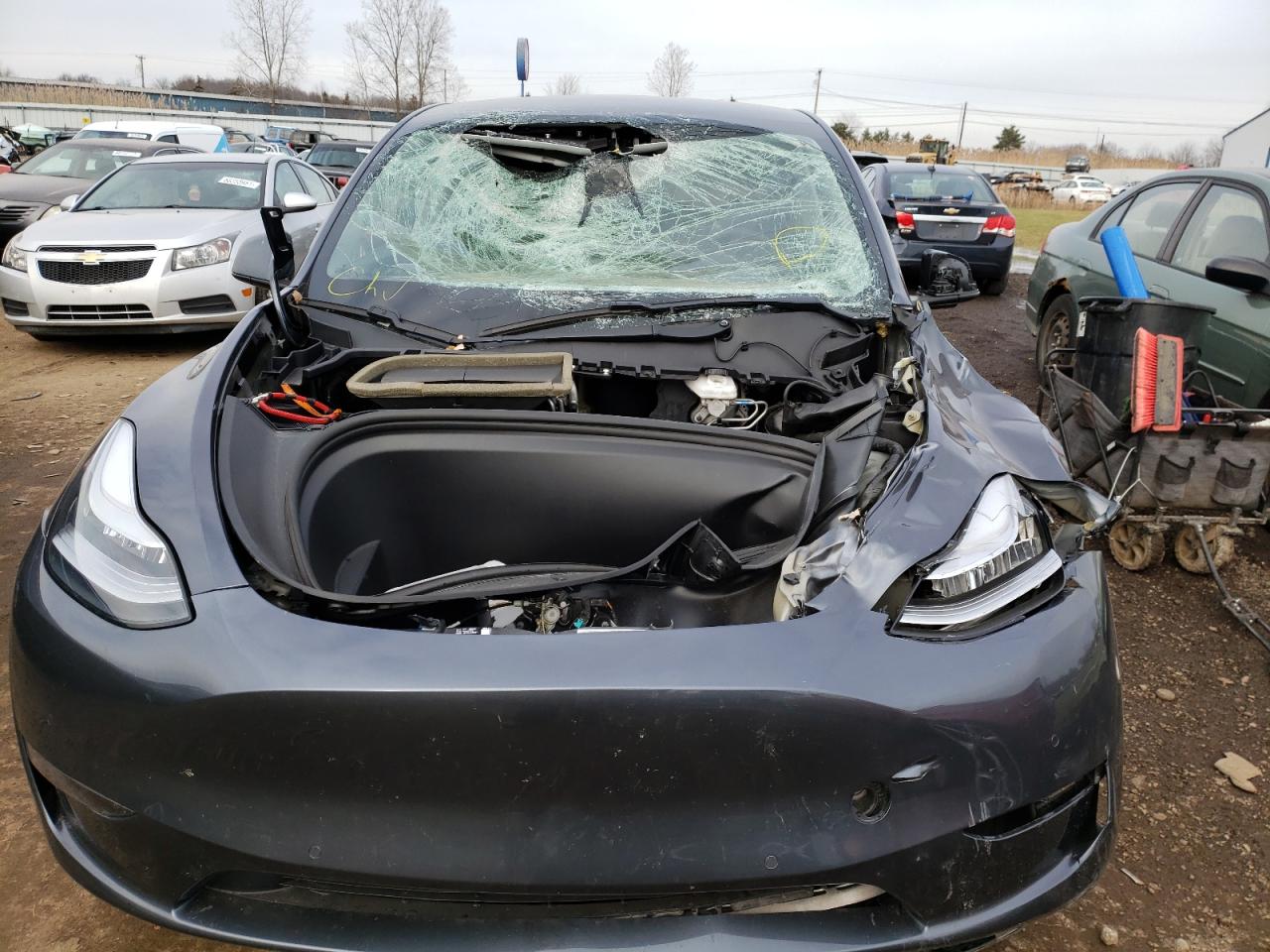 Photo 9 from auction – 2020 TESLA MODEL Y with VIN 5YJYGDEE7LF010167