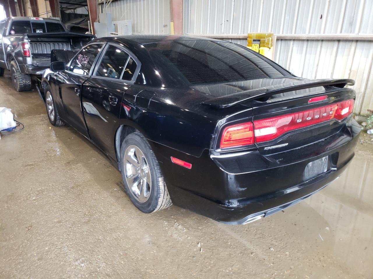 Photo 3 from auction – 2014 DODGE CHARGER SE with VIN 2C3CDXBGXEH282322