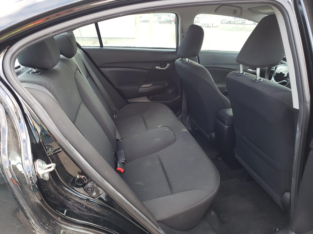 Photo 6 from auction – 2015 HONDA CIVIC LX with VIN 19XFB2F52FE016526