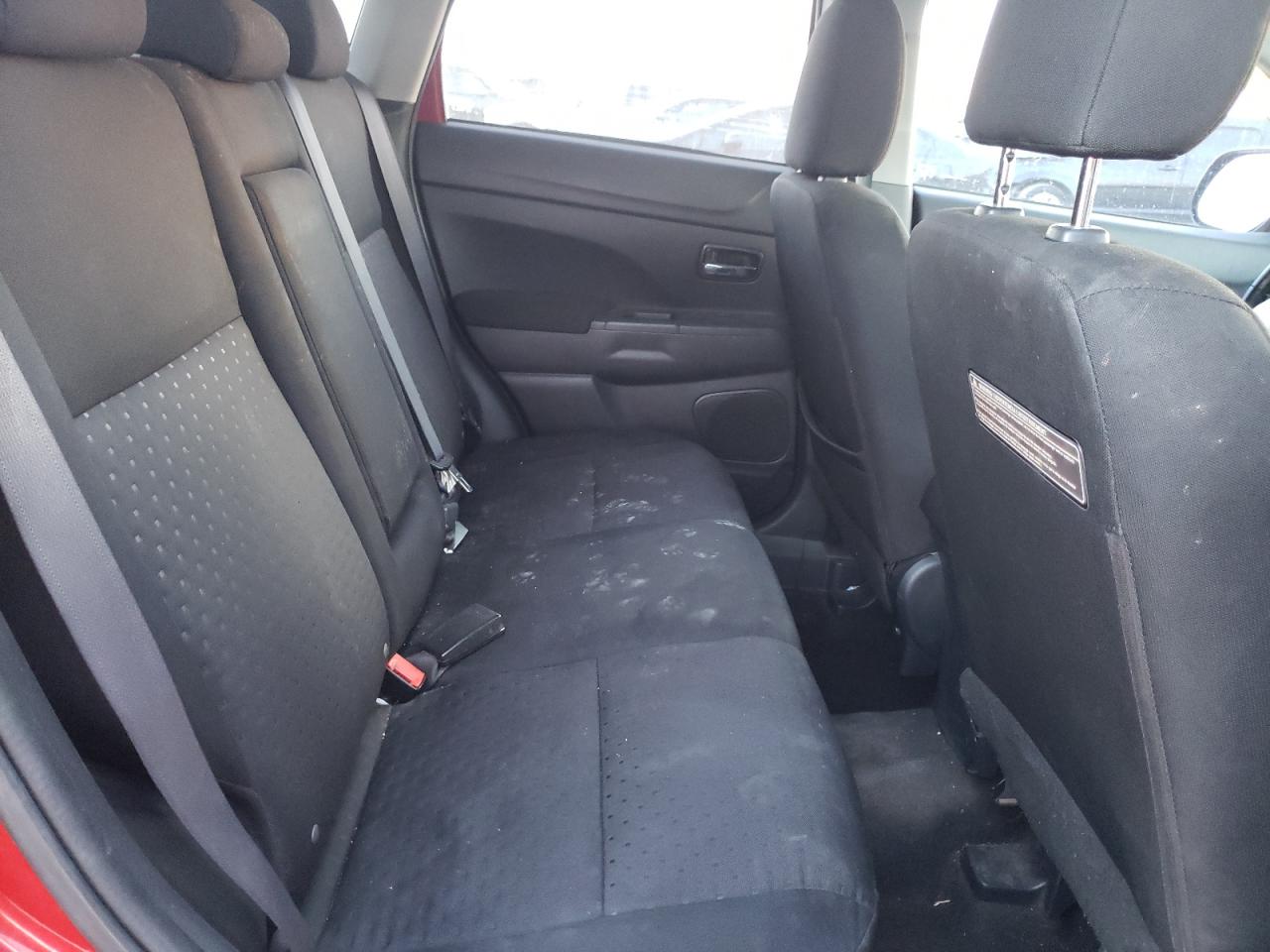 Photo 6 from auction – 2012 MITSUBISHI OUTLANDER with VIN JA4AP4AU5CZ011370
