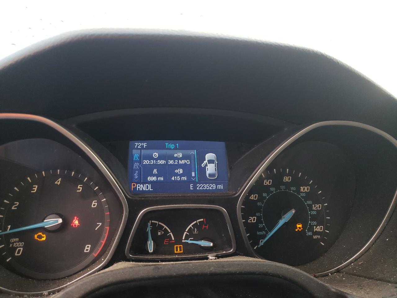 Photo 8 from auction – 2014 FORD FOCUS SE with VIN 1FADP3F23EL272772