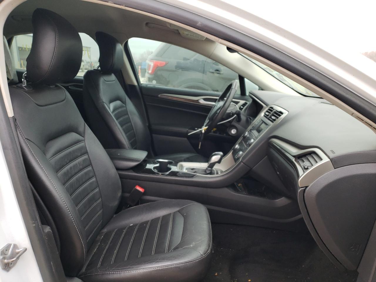 Photo 5 from auction – 2014 FORD FUSION SE with VIN 3FA6P0H96ER284630