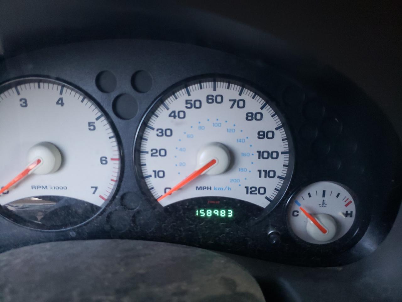 Photo 8 from auction – 2003 JEEP LIBERTY SP with VIN 1J4GL48K73W677304