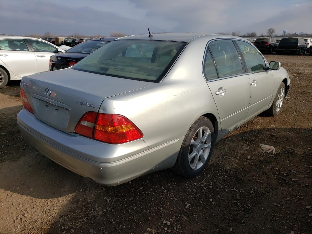 Photo 4 from auction – 2003 LEXUS LS 430 with VIN JTHBN30F330109202