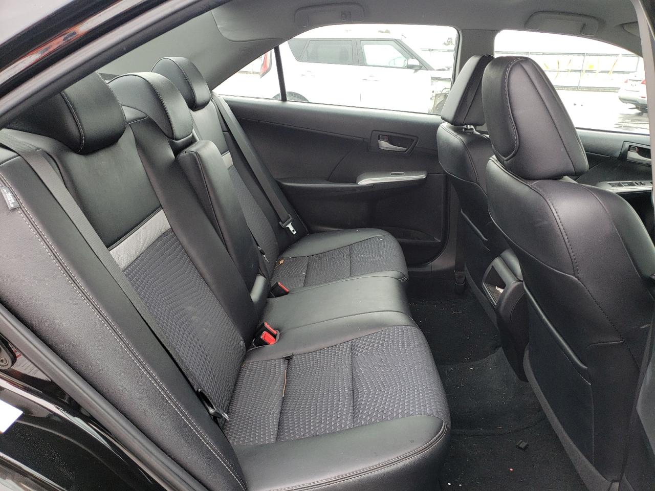 Photo 6 from auction – 2014 TOYOTA CAMRY L with VIN 4T1BF1FK8EU343379