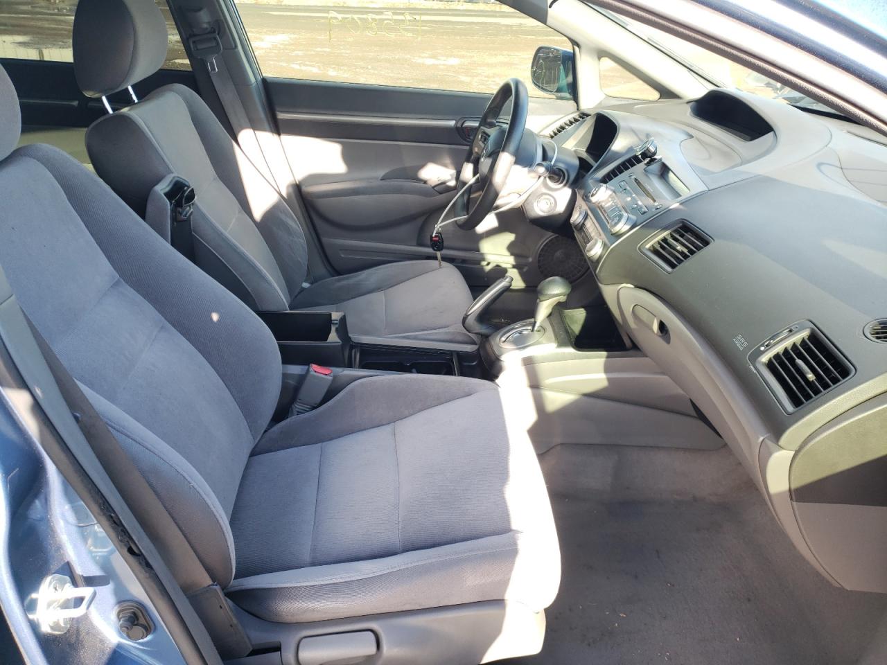 Photo 5 from auction – 2006 HONDA CIVIC EX with VIN JHMFA16816S003561